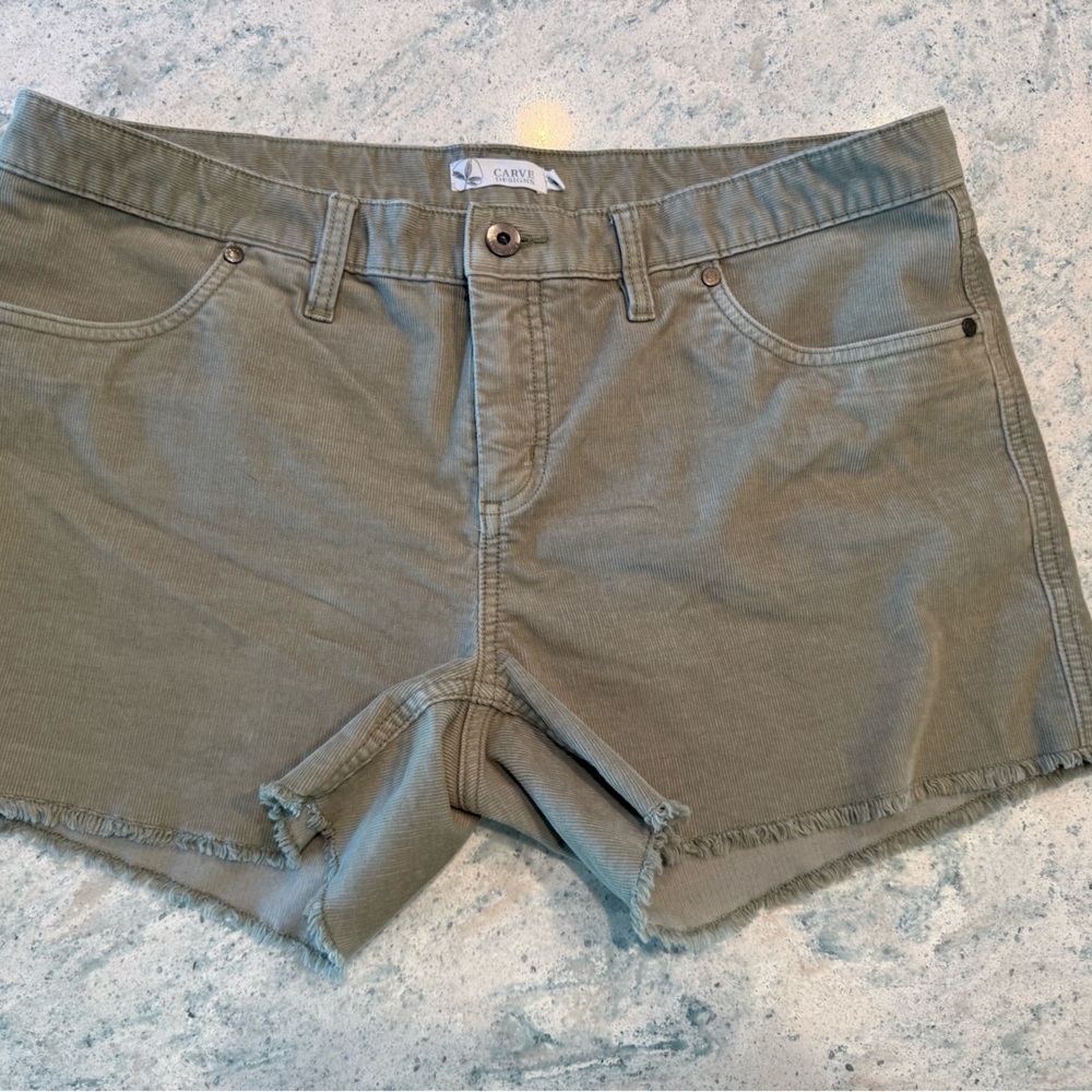Carve designs Oahu shorts Olive Green Women's Shorts 12